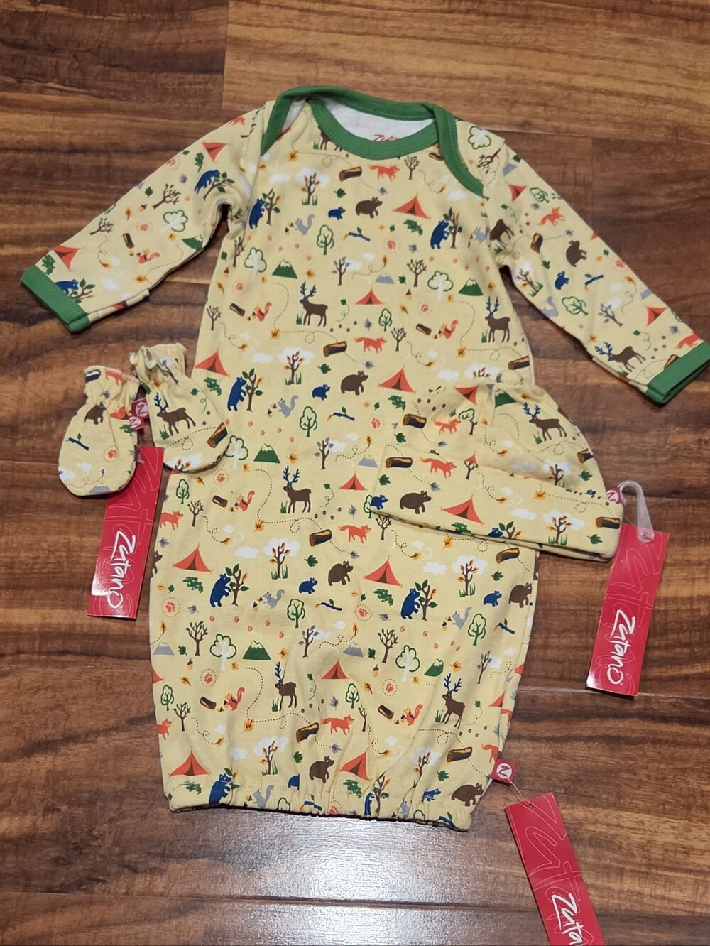 Zutano NWT 3 Months Forest Camping Print Gown with Hat and Mittens